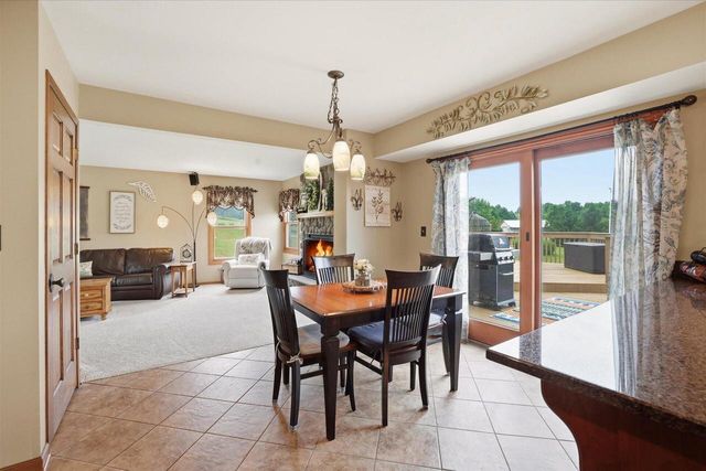 S25W30256 Jenna LANE, Waukesha, WI 53188