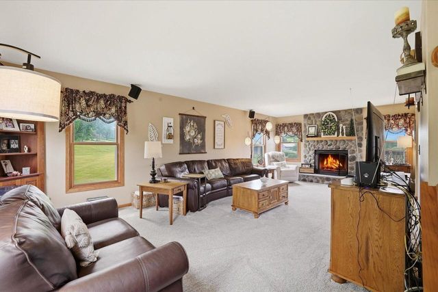 S25W30256 Jenna LANE, Waukesha, WI 53188