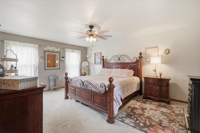 S25W30256 Jenna LANE, Waukesha, WI 53188