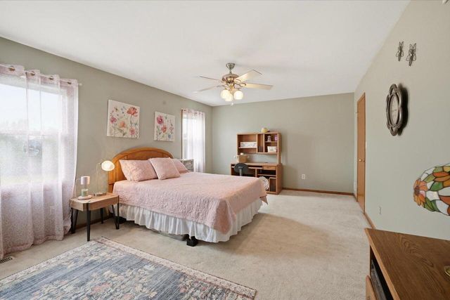 S25W30256 Jenna LANE, Waukesha, WI 53188