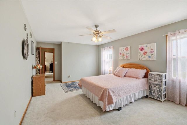 S25W30256 Jenna LANE, Waukesha, WI 53188