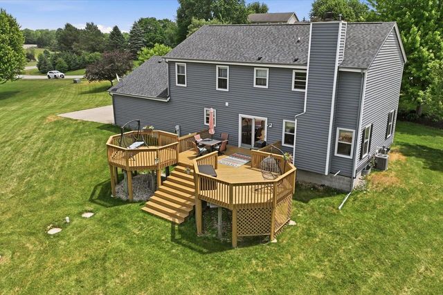S25W30256 Jenna LANE, Waukesha, WI 53188