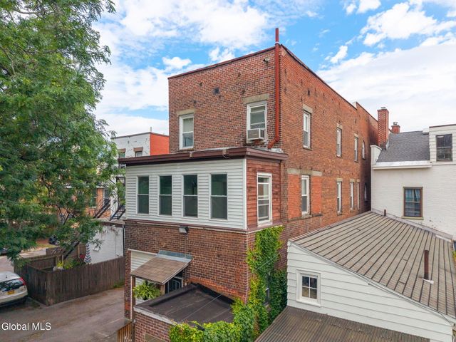 210 Union Street, Schenectady, NY 12305