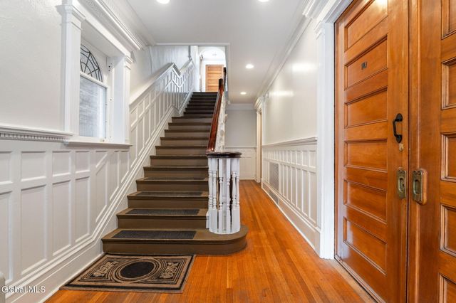 210 Union Street, Schenectady, NY 12305