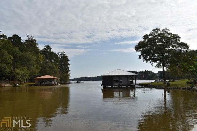 124 E Ward Road, Jackson, GA 30233