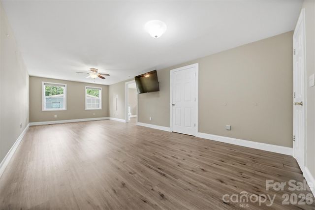 4520 Lake Drive, Sherrills Ford, NC 28673