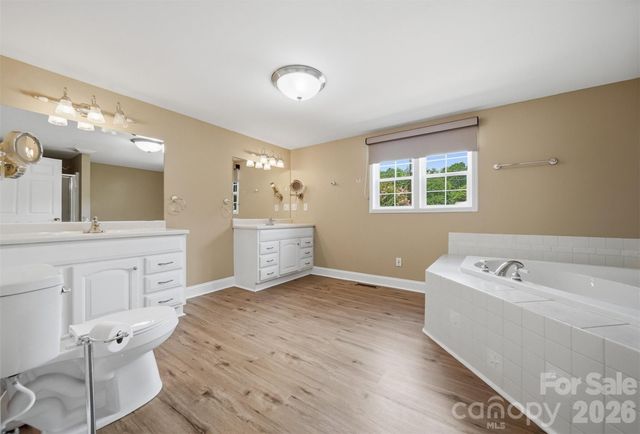 4520 Lake Drive, Sherrills Ford, NC 28673
