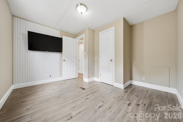 4520 Lake Drive, Sherrills Ford, NC 28673