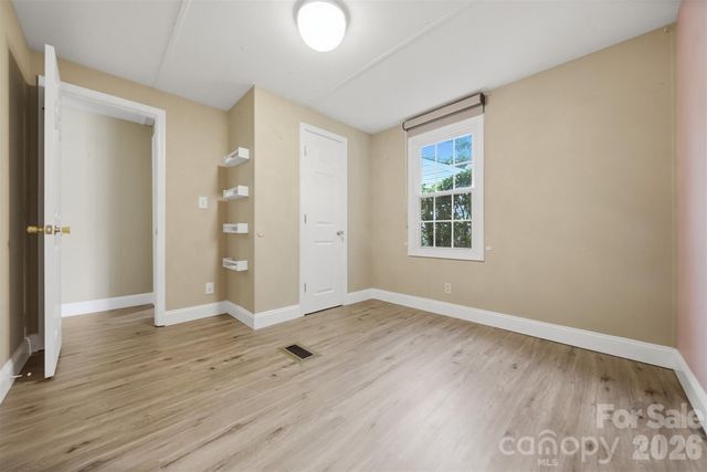 4520 Lake Drive, Sherrills Ford, NC 28673
