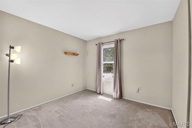 12021 Cedar Lake Court, Maryland Heights, MO 63043