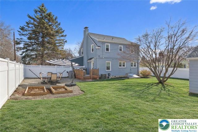 2145 Henderson Street, Bethlehem City, PA 18017