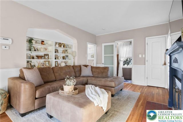 2145 Henderson Street, Bethlehem City, PA 18017