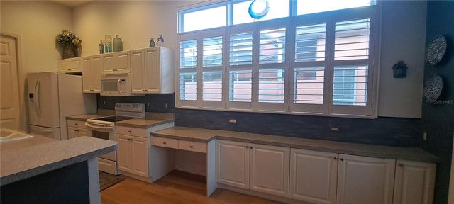 2120 MATTAMY COURT, Venice, FL 34292
