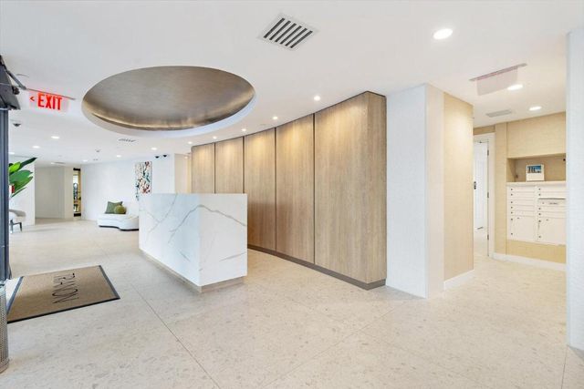 1200 S Flagler Drive 206, West Palm Beach, FL 33401