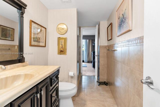 1200 S Flagler Drive 206, West Palm Beach, FL 33401