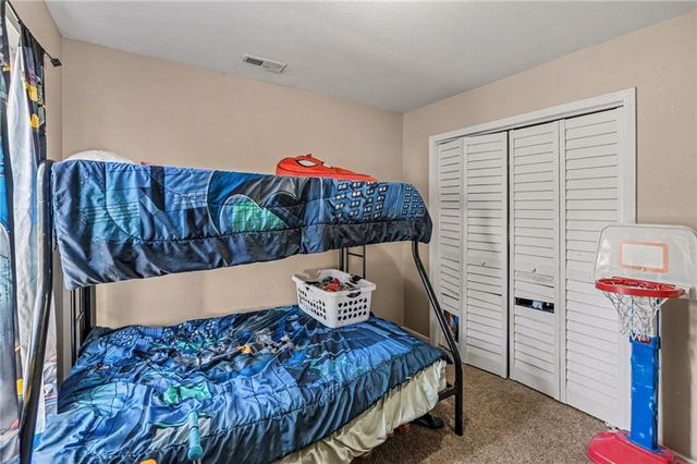 1607 S 14th Street, St Joseph, MO 64503