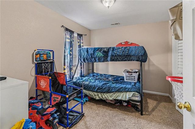 1607 S 14th Street, St Joseph, MO 64503