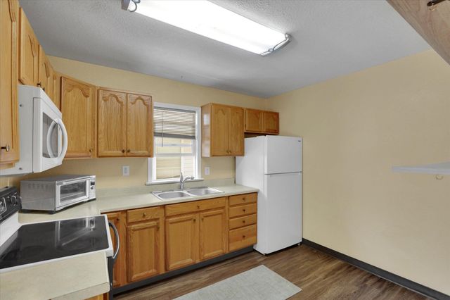 726 E Rockwell Ave, Spokane, WA 99207