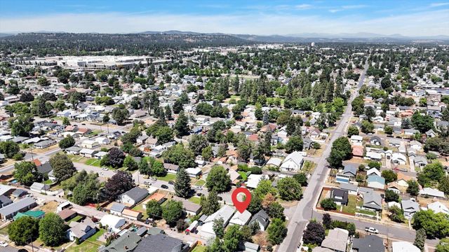 726 E Rockwell Ave, Spokane, WA 99207
