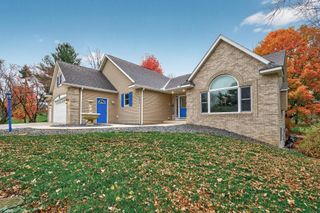 10815 Lehigh Road S, Cottage Grove, MN 55033