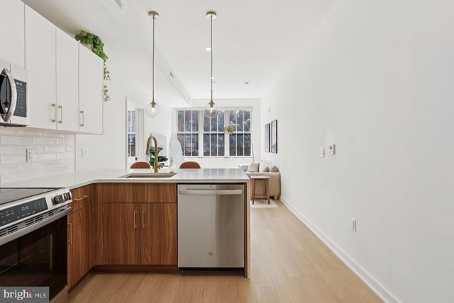 416 VINE ST #310, Philadelphia, PA 19106