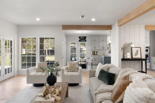 1006 Palos Verdes DR, Lakeway, TX 78734