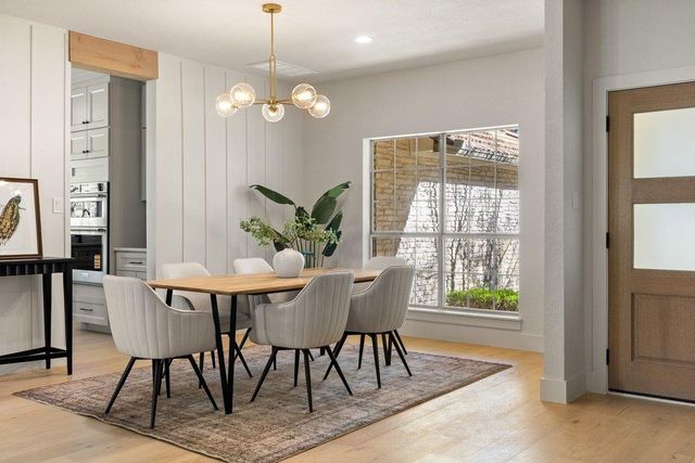 1006 Palos Verdes DR, Lakeway, TX 78734