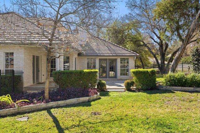 1006 Palos Verdes DR, Lakeway, TX 78734