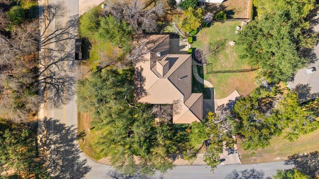 1006 Palos Verdes DR, Lakeway, TX 78734