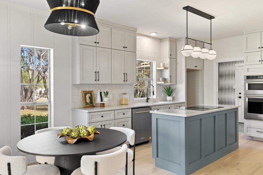 1006 Palos Verdes DR, Lakeway, TX 78734