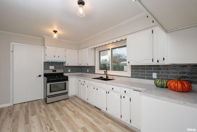 4 MAPLE Court, Colona, IL 61241