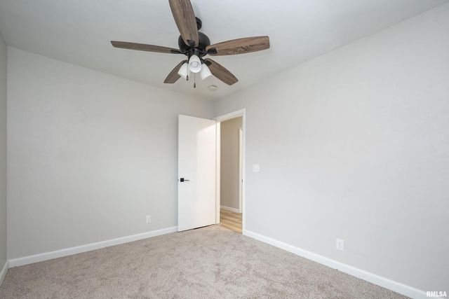 4 MAPLE Court, Colona, IL 61241