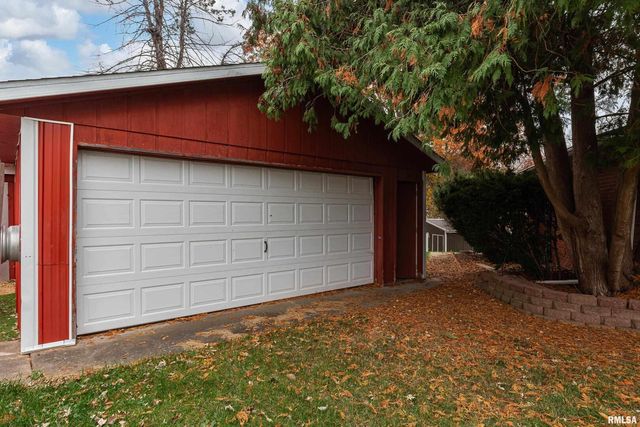 4 MAPLE Court, Colona, IL 61241