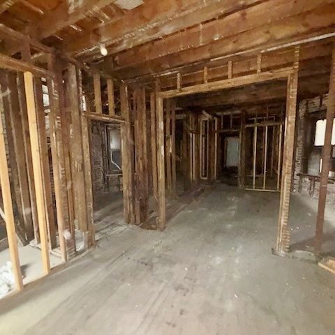 4018 W Polk Street, Chicago, IL 60624