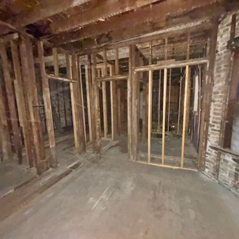 4018 W Polk Street, Chicago, IL 60624