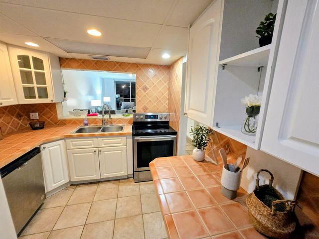 3660 NE 166th Street 312, North Miami Beach, FL 33160