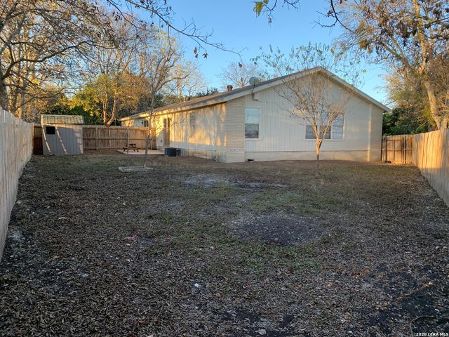 618 Gode Ln, New Braunfels, TX 78130