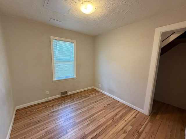 1530 Hill Avenue, Wheaton, IL 60187
