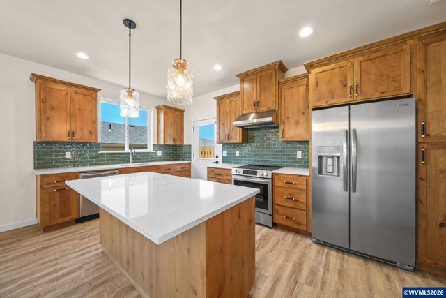 2049 NW Century Dr, Corvallis, OR 97330
