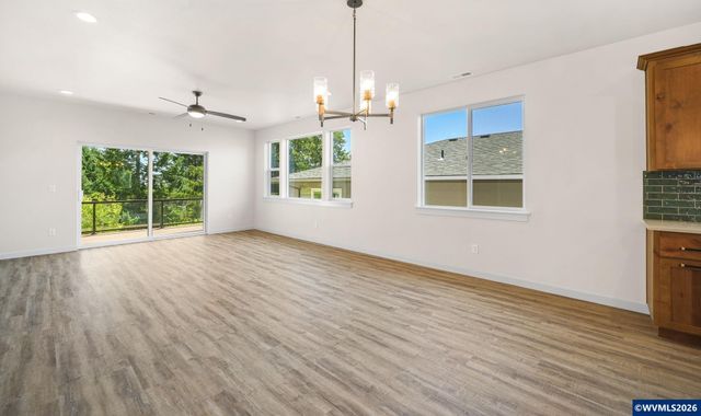 2049 NW Century Dr, Corvallis, OR 97330