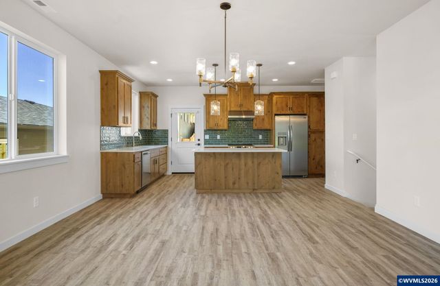 2049 NW Century Dr, Corvallis, OR 97330