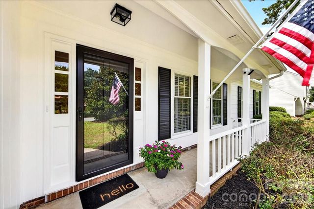 2000 Lawton Bluff Road, Charlotte, NC 28226