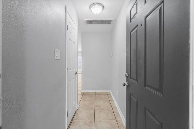 2003 Country Village Boulevard B, Humble, TX 77338