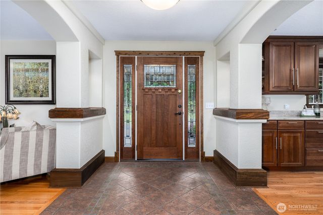 4545 Steamboat Island Road NW, Olympia, WA 98502