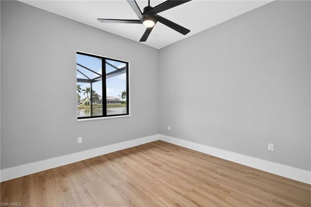 10318 St Patrick LN, Bonita Springs, FL 34135