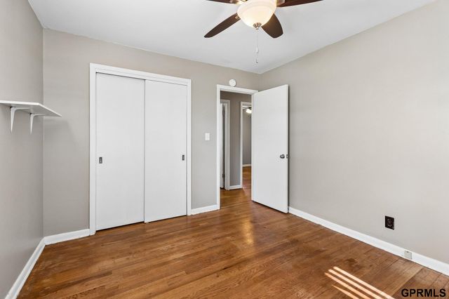 7704 Lafayette Avenue, Omaha, NE 68114