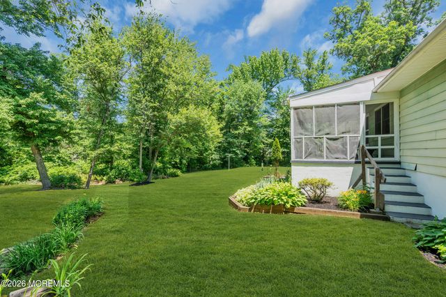 88 Ellisdale Road, Allentown, NJ 08501