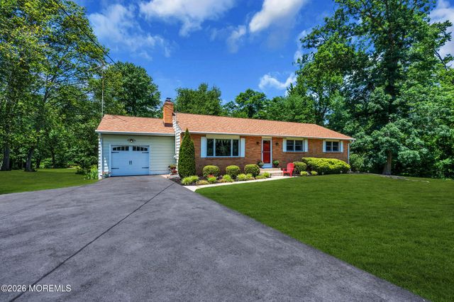 88 Ellisdale Road, Allentown, NJ 08501