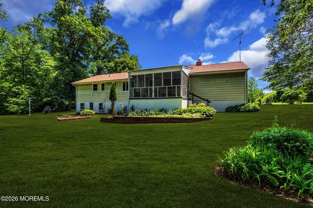 88 Ellisdale Road, Allentown, NJ 08501