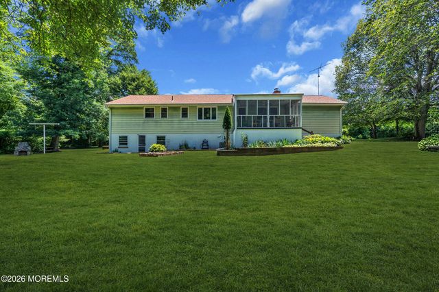 88 Ellisdale Road, Allentown, NJ 08501